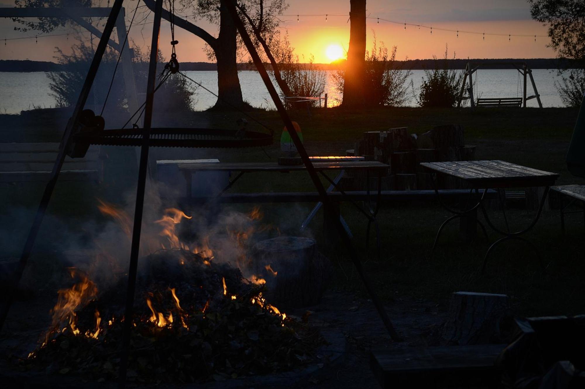 Camping Szczecinek Domy Wypoczynkowe Zewnętrze zdjęcie