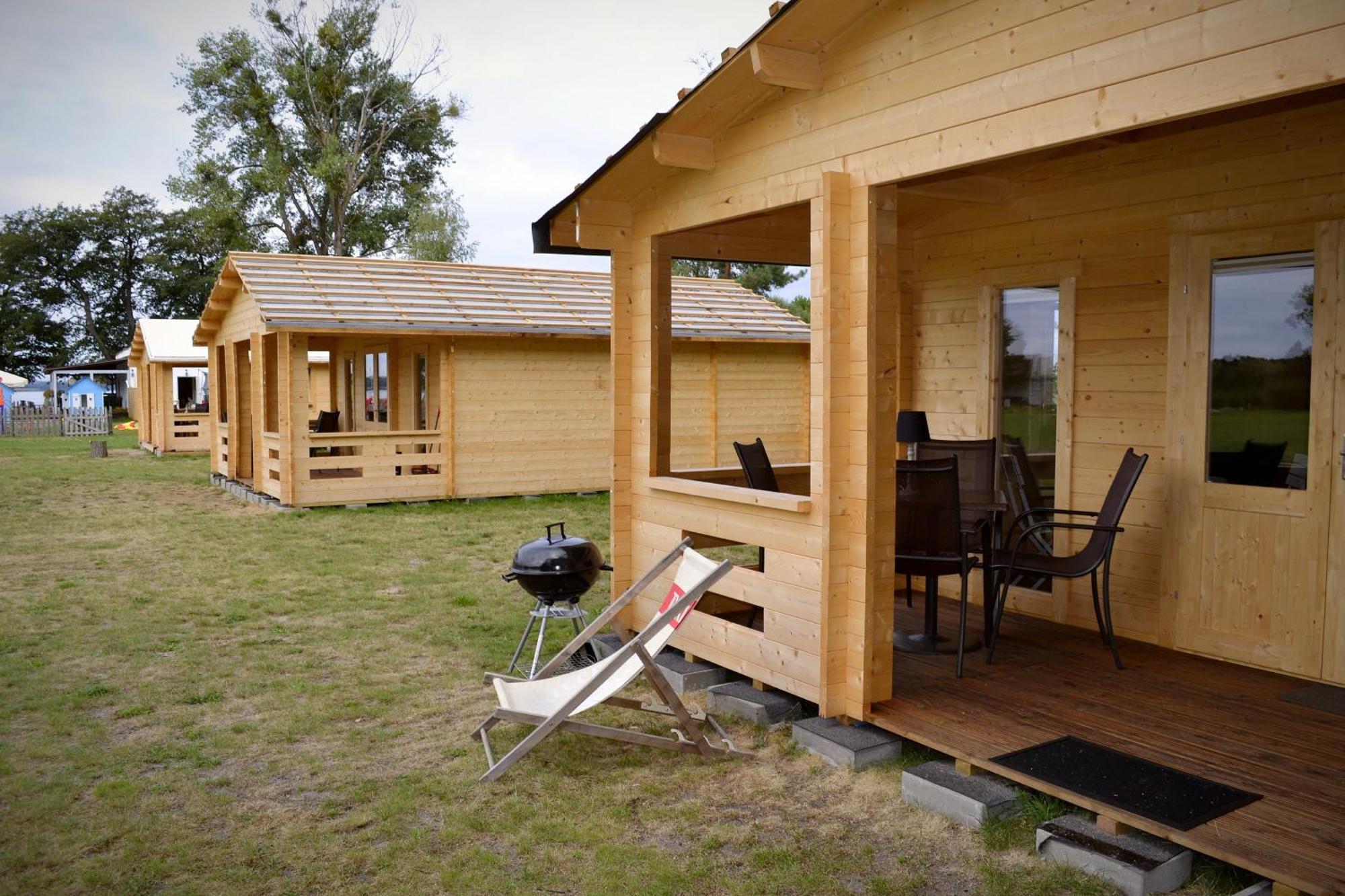 Camping Szczecinek Domy Wypoczynkowe Zewnętrze zdjęcie