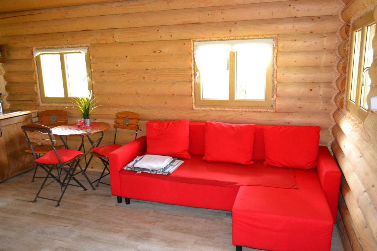 Camping Szczecinek Domy Wypoczynkowe Zewnętrze zdjęcie